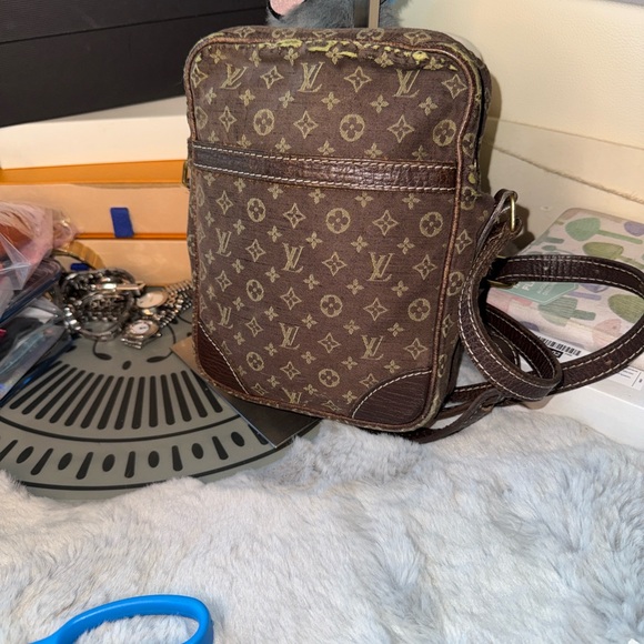 Louis Vuitton Mini Lin Danube Monogram Crossbody Bag - Picture 9 of 13